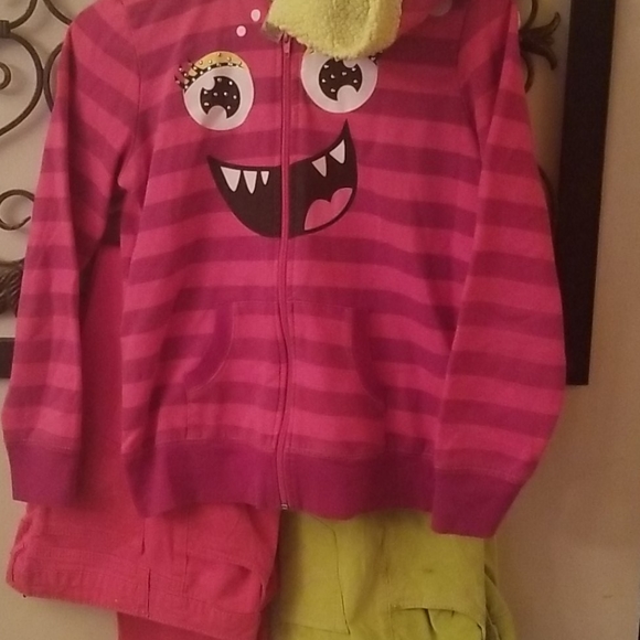 Pants, jacket - Picture 5 of 5